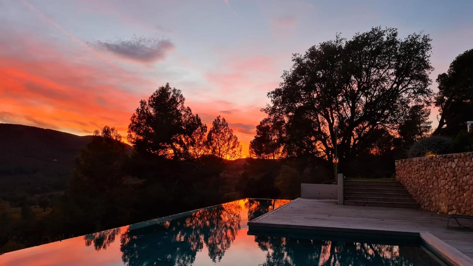 Casa Rural Masia Les Apieres El Pla de Manlleu Exteriér fotografie